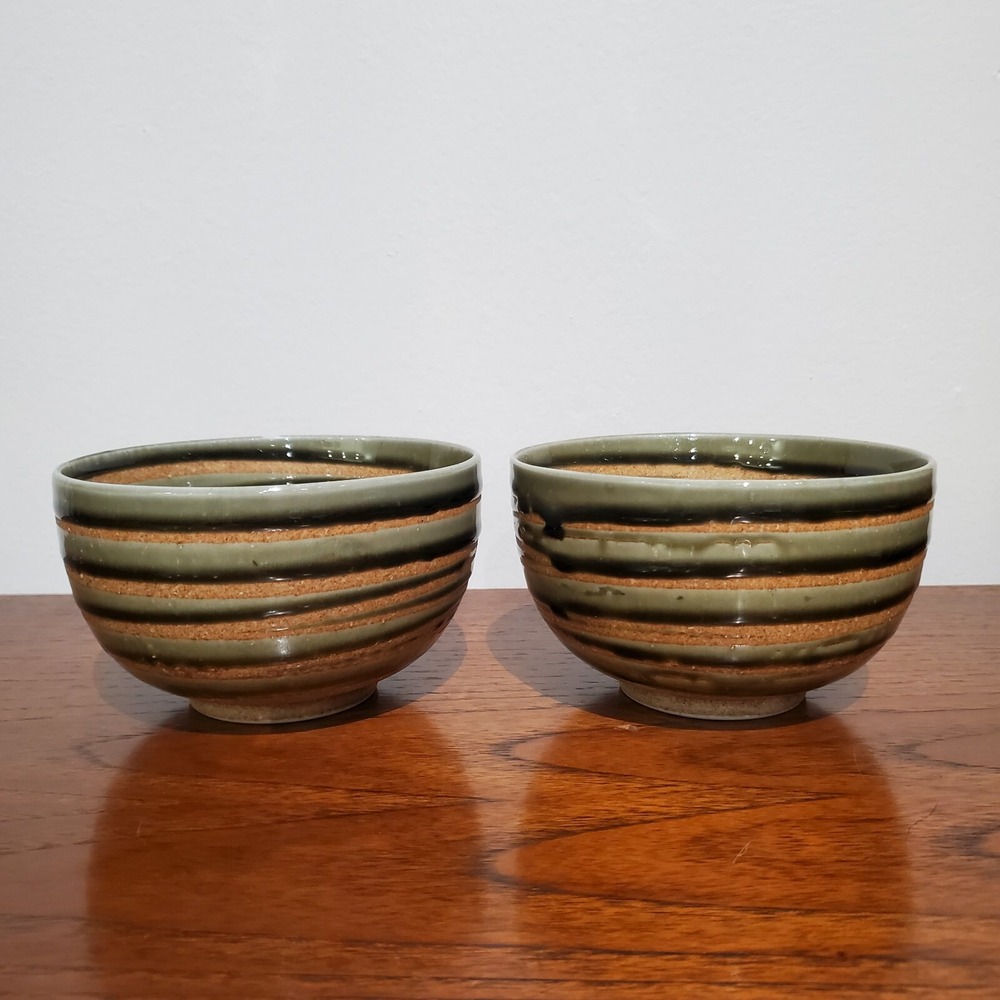 bowls set of 2 stoneware‎ ceramic brown and green spiral design art pottery